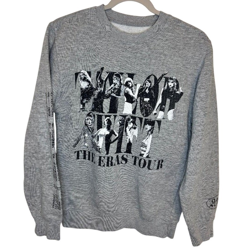 Official Taylor Swift 2023 Eras Tour Concert Sweatshirt XS